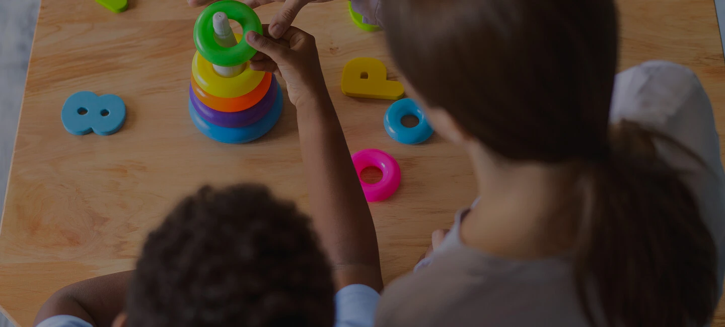 Equipo Brilus - Intervención personalizada para niños con autismo